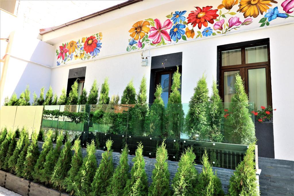 Flowers House Sibiu Exterior foto